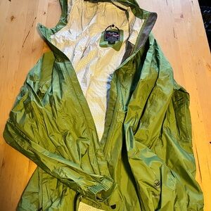 Women's Green Rain Jacket